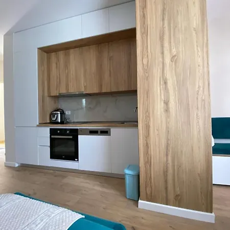 Star Gjiri Lalzit, Lura 2 Apartment